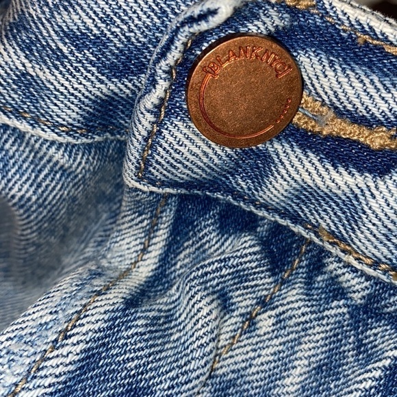 Blank NYC shorts jean shorts‎ distressed gray size 27 button fly - Picture 3 of 6